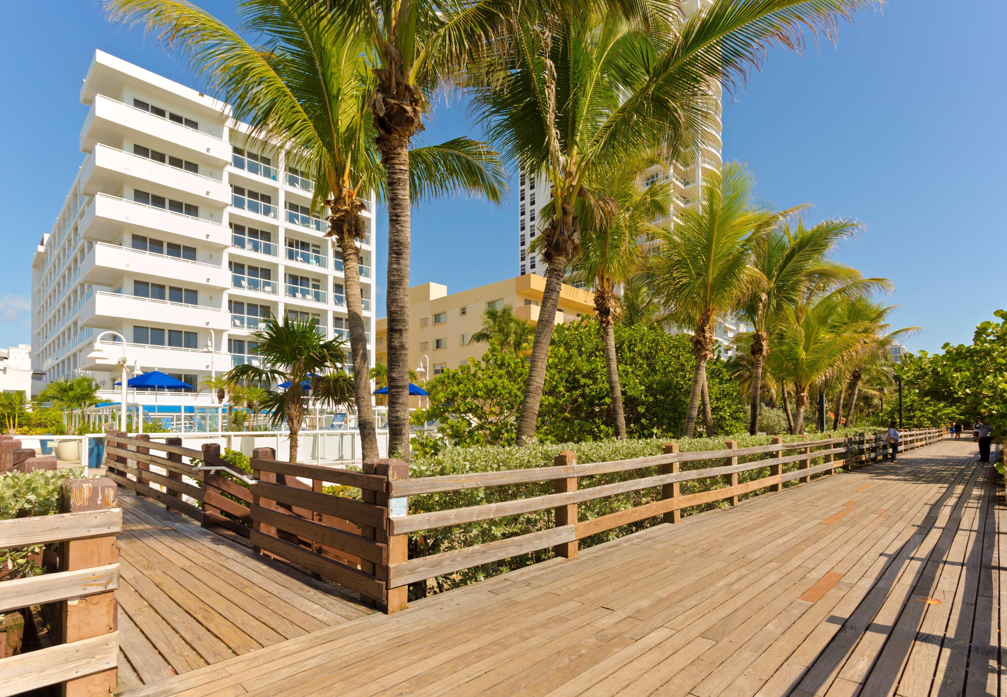 Best Western Plus Atlantic Beach Resort Miami Beach Exterior foto