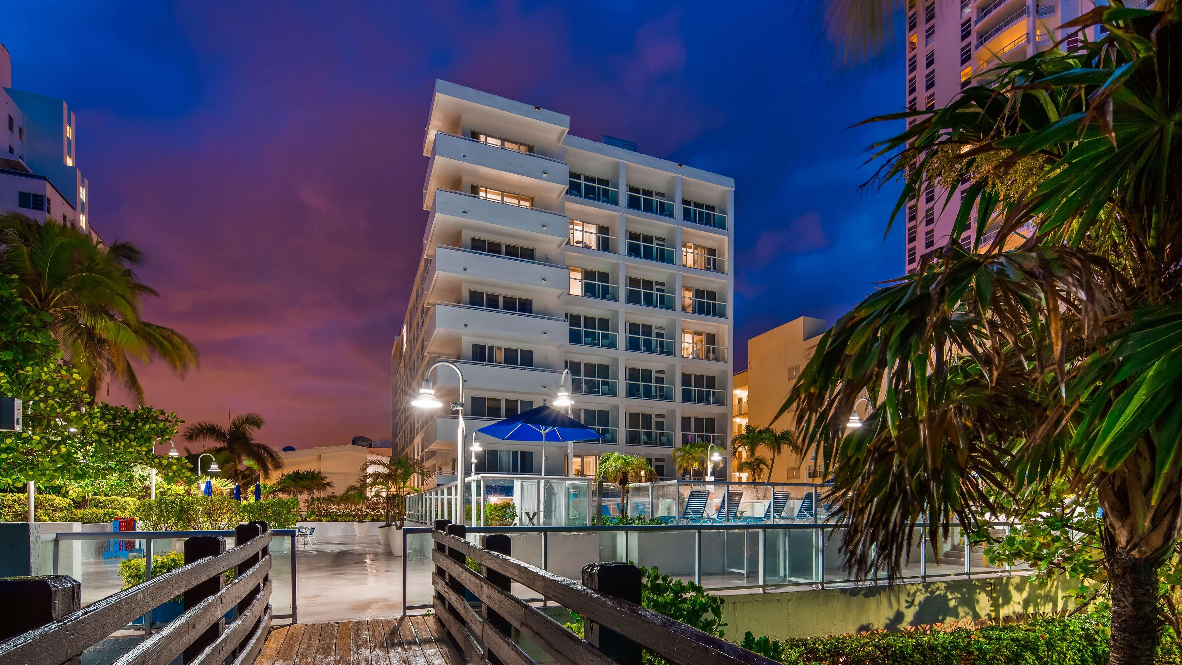 Best Western Plus Atlantic Beach Resort Miami Beach Exterior foto